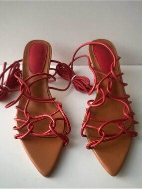 Red Strappy Lace Up Sandals Kitten Heels Pointed Toe Women's Size 8 EU 38 Sexy